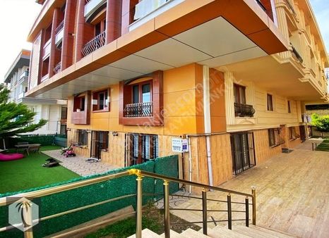 Beylikdüzü Safa Dan 2 Bloklu Kısa Katlı Butik Sitede 2+1 Arakat