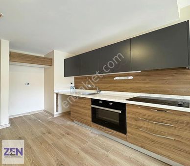 Site İçinde Merkezi Konumda Havuzlu 2+1 Kiralık Daire