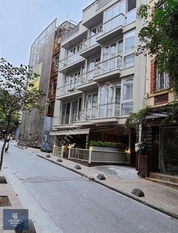 Beyoğlu Hacımimi Gardens'da Güvenlikli Otoparklı Satılık Daire