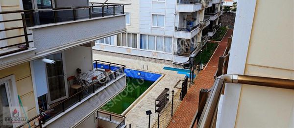 32evlerde Havuzlu Sitede Üniversiteye Sahıle 100 Metre