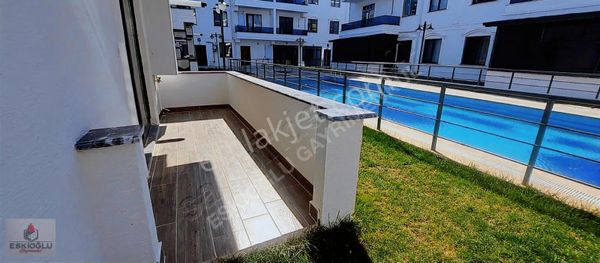 Müstakil Bahçe Kullanımlı Verandalı Havuzlu Hidroforlu 2+1