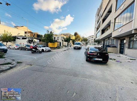 Cadde Üzerin'de Kiralık Sıfır Depolu 220m2 Dükkan