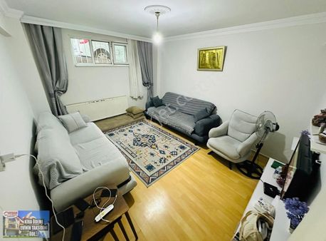 Ayhan İnş..hacışükrü Tramvay Durağına Yakın 110m2 2+1 Daire