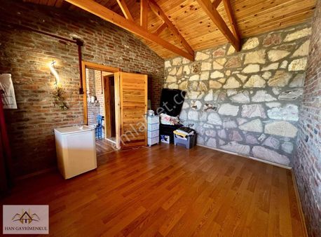 Gürede 6.536m² Alan İçinde Deniz Manzaralı Havuzlu 200m² Taş Ev