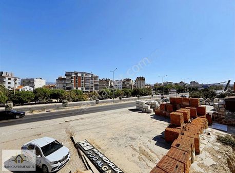 Tek Yekili Han'dan Bahçelievlerde İzmr Otoyoluna Cephe Geniş 3+1