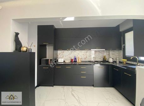 Han Gayrimenkul'den Akçay Kordon'da Denız Manzaralı 2+1 Daire