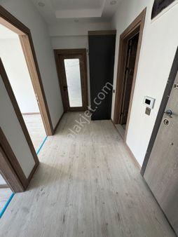 Edremit Askeri Lojman Civarı Sıfır Arkat