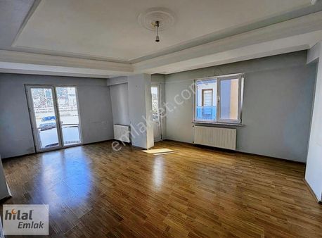 Hemen Taşının 2+1 1.kat Satılık Daire 5.550.000 Tl