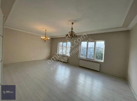 Hunat Mahallesi 3+1 Full Yapılı 200m² Lüks Kiralık Daire