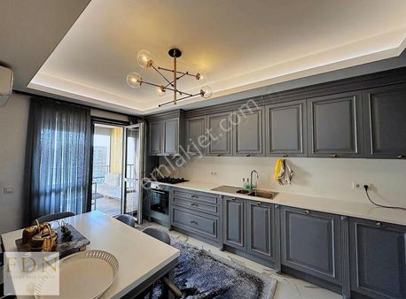 5. Levent'de Taşınmaz Eşyalı Ve Dekorasyonlu 4+1 Satılık Daire