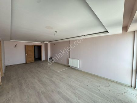 Repa Gayrimenkul Furkan Özer'den Okan Towers Sıfır 2+1 Balkonlu