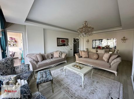 Nş Gayrimenkul'den Çağaloğluna Cephe Teraslı Satılık 3+1 Daire!