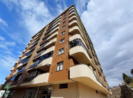 Delta Gayrimenkul'den Espiye Merkez'de 3+1 Satılık Daire