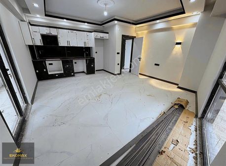 Ataevler Mah. Sapanca Yoluna Yakın 2+1 Yüksek Giriş