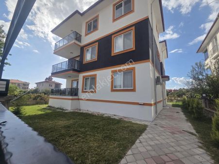 Ata Gayrimenkul’den Hastane Yakını, Bahçe Nizam 2+1 Daire Satılık