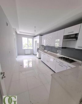 Osman Gülcan'dan Y'beyazıt'ta Sıfır Ayarında Katta 3+1 Kiralık