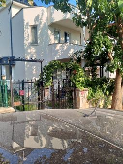 !!!güre Akçay Arası 4+1 Mükemmel Villa!!!