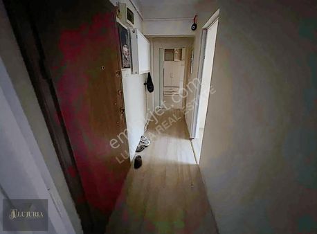 Uğur Mumcu Mahallesinde Giriş Kat Satılık 2+1 Daire