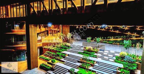 Yenitepe Gayrimenkul'den 250 M2 Net Yüksek Tavan Ofis