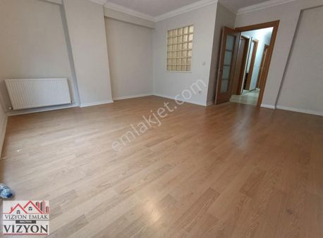 2+1 Ayrı Mutfak-ıskanlı- Boş! Ara Kat Asansörlü Çift Wc Ön Cephe