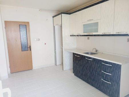 İldem Çarşıda Ara Kat Full Yapılı A