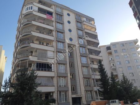 Atakentte Acil Emlaktan Satılık 3+1 Daire