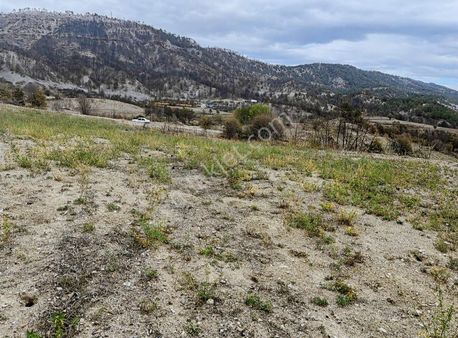 Göynük Bekirfakılar Köyünde 1514 M2 Yatırımlık Satılık Arazi