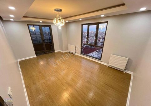 İsmetpaşa Mah Öztürk Sitesinde Satılık 3+1 9.kat Daire