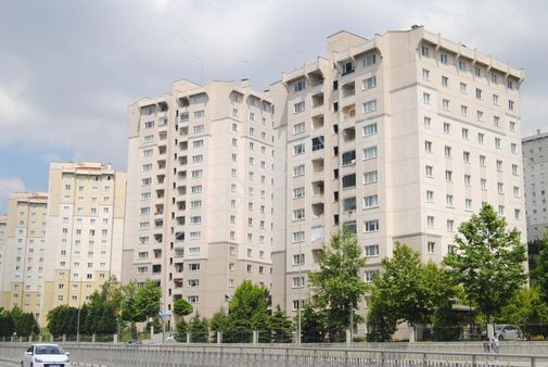 Küçükçekmece Halkalı Atakent Fulya Sitesinde 3+1 Kiralık Daire