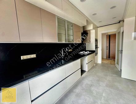 Alkaya'dan Fenerbahçe'de Deniz Manzaralı 3+1 Sıfır 105m² Daire