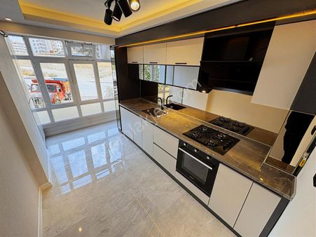 Sincan E.gazi Mhde Site İçi Lüks Yapı Bağımsız Arakat 3+1 Daire