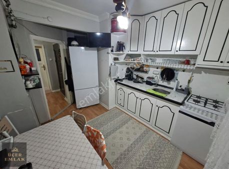 Üçer Emlaktan 3+1 Çok İyi Konumda Satılık Daire