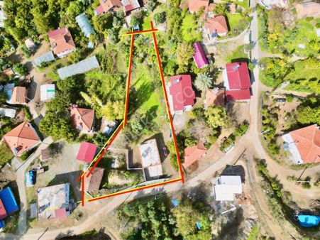 Köyceğiz Zeytinalanı Mevkii Köy İçi 1769 M2 2+1 Ev Arsası