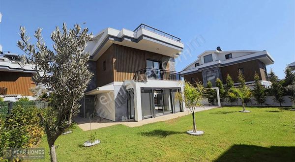Fethiye Çalış Plajına 300 Mt Ultra Lüks Modern 4+1 Kiralık Villa