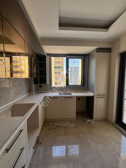 Kent Meydanı Sıfır Yapıda 2+1 Acil Kiralık Daire