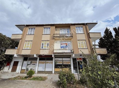 Esenyurt Göç İdaresinin Dibinde Kiralık 3+1 Arakat Daire