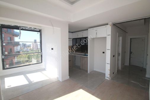 Retro’dan Üniversite Civarı Doğalgazlı Sıfır 2.5+1 Kiralık