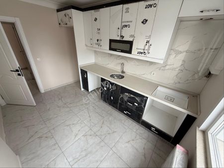 Sultanbeyli Battalgazide 130 M2 3+1 Daire Satılıktır