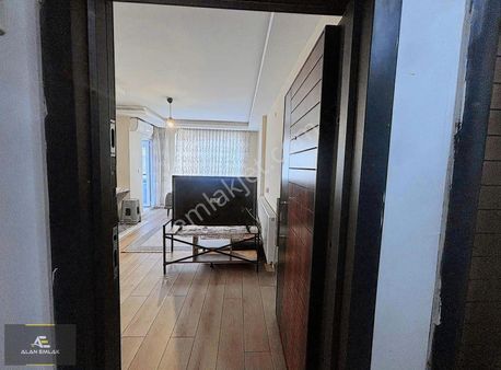 Alanemlaktan Körfeste Kiralık Daire 1+1