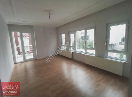 Konyaaltı Altınkum Denize Yürüme Mesafesinde Satılık 2+1 Daire