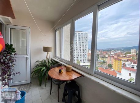 3+1 Full Eşyalı Yakakent Sitesinde Manzaralı Kiralık Daire