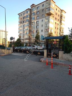 Polat Livedan Çift Asansörlü Ebeveyn Banyolu Geniş Satılık 3+1