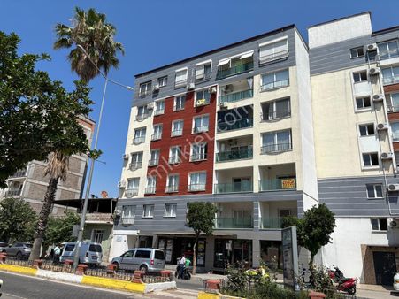 Hürriyet Cad. Üzeri, Bim Market Üzeri Kısmet Pide Mevkii,eşyalı Satılık 2+1 Daire