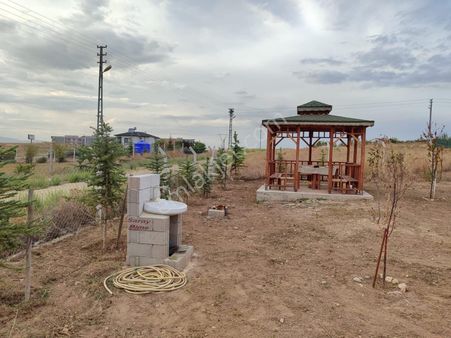 Satılık Köşe Başı Villa İmarlı Arsa