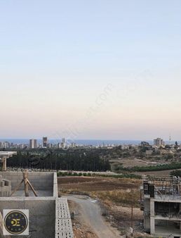 Mezitli Mahallesi Satılık Arsa Ve Müstakil Ev