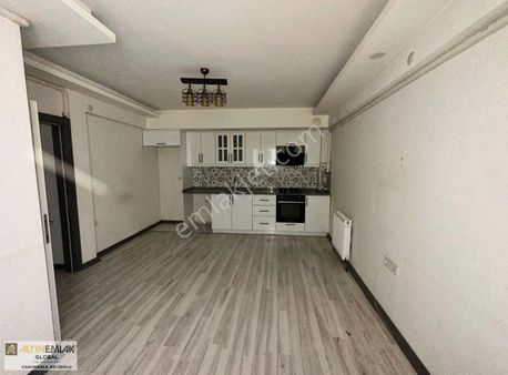 Altın Emlaktan En Cok Tercih Edilen Lokasyonda 1+1 Satılık Daire