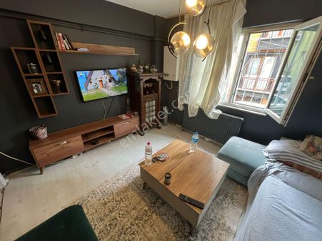 Aktaş'tan Üsküdar Merkezde Caddeye 50m,2+1, 70m2 Yüksek Giriş