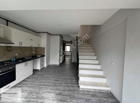 Urla Yaka Mah. Kiralık 2+1 Dubleks Daire