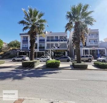 Urla Merkezde Ana C. Üzeri 3+1 Çatı Dubleksi Masrafsız