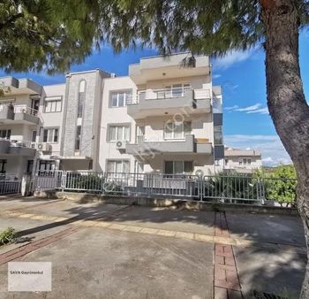 Urla Merkerzde Tamamen Yenilenmiş Ana Cadde Üzeri Kiralık 2+1